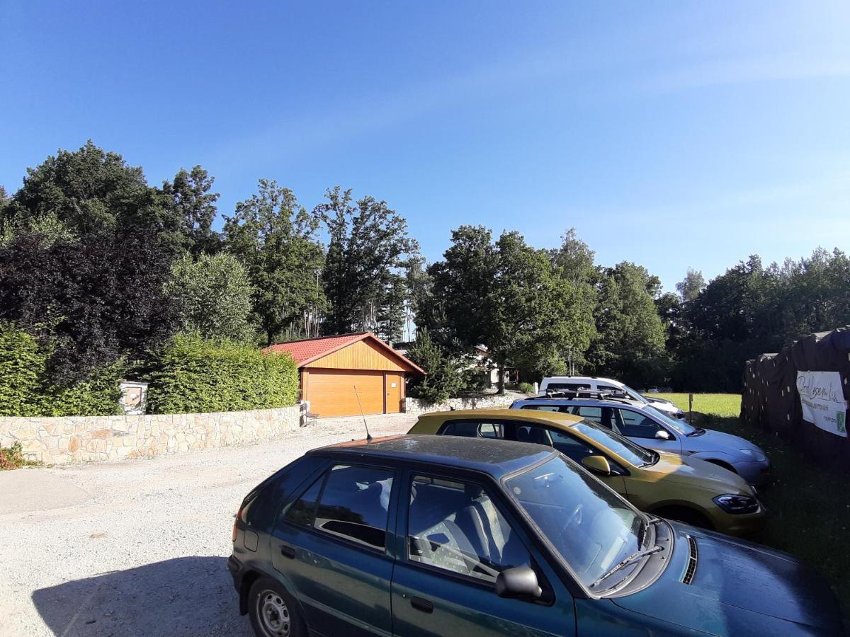 Apartmany Pod Lesem II Rodvinov Luaran gambar