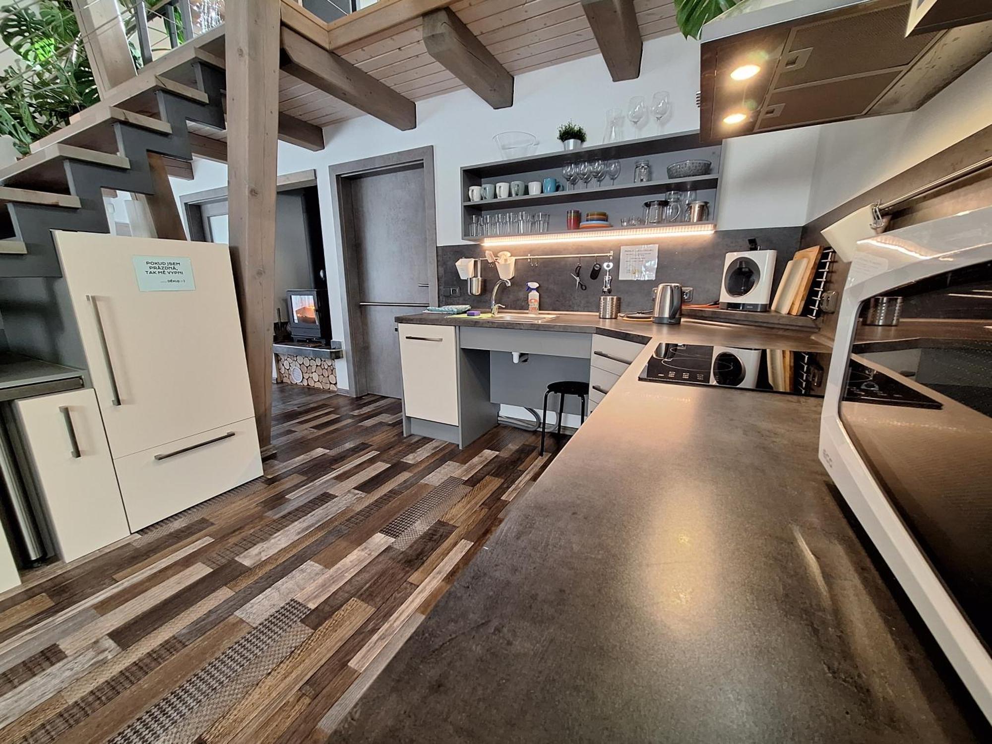 Apartmany Pod Lesem II Rodvinov Luaran gambar