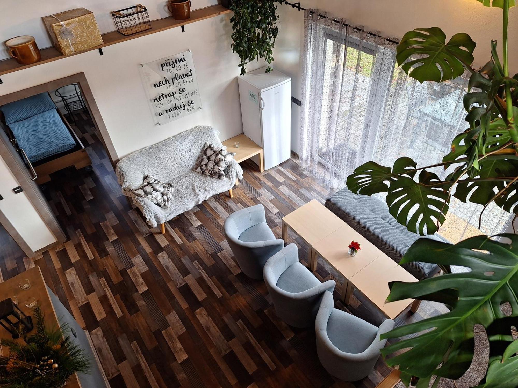 Apartmany Pod Lesem II Rodvinov Luaran gambar