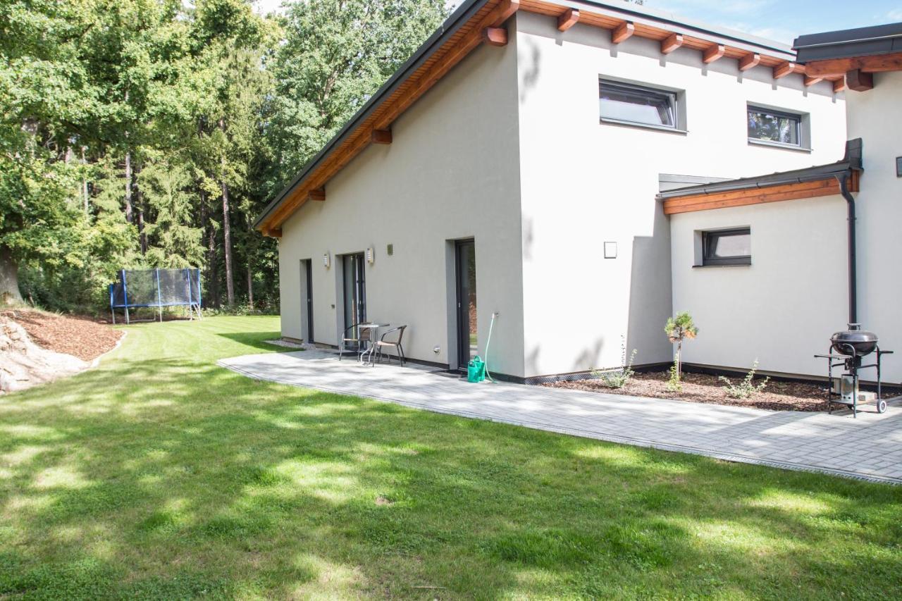 Apartmany Pod Lesem II Rodvinov Luaran gambar